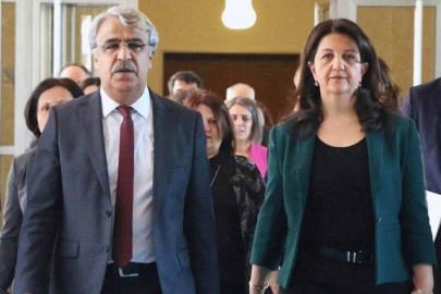 DEM Parti heyeti yarın Öcalan ile görüşecek