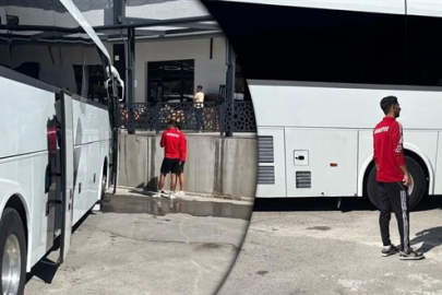 Adanaspor deplasman yolunda skandal: Futbolcular lokantada rehin kaldı!