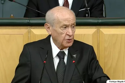 Bahçeli’den dikkat çeken çıkış: Cemevlerinin ibadethane olmasının önündeki engeller kaldırılmalı!