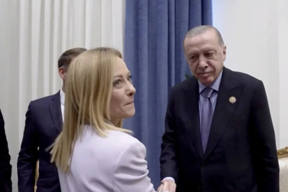 Meloni’nin cevabı salonu şaşkına çevirdi