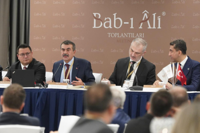 Bakan Tekin: Eğitimde yapay zeka destekli yönetim sistemine geçtik