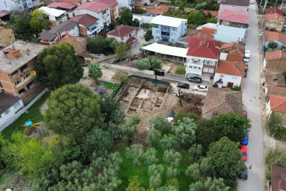 Papa'nın ziyareti öncesi İznik’te büyük keşif! 400 metrekarelik gizemli mozaik ortaya çıkarıldı