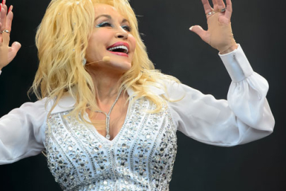 Dolly Parton'dan yine kötü haber: Konserlerini iptal etti
