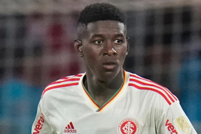 Beşiktaş, Brezilyalı stoper Vitao’nun peşinde