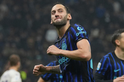 Hakan Çalhanoğlu golleriyle zirvede