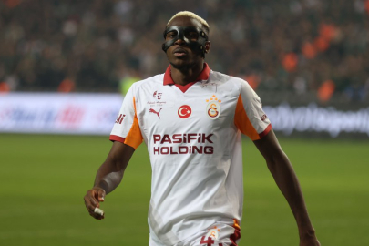 Osimhen, Hakimi ve Salah arasında büyük rekabet!