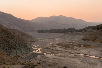 İran kuraklığın pençesinde: Bulut aşılama operasyonu başladı