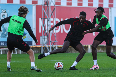 Samsunspor, Beşiktaş deplasmanından puanla dönmeyi hedefliyor