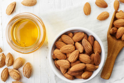 Bakım rutininin vazgeçilmezi: Tatlı badem yağı