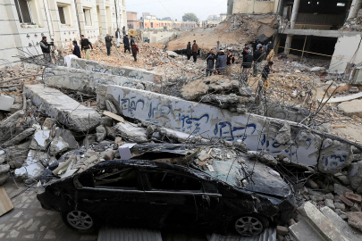 Pakistan’da karargaha kanlı saldırı