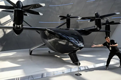 Çin, uçan arabalarda öne geçiyor