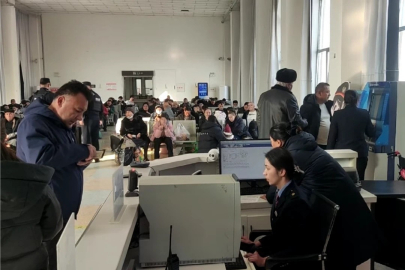 Orta Asya beşik gibi sallandı: Xinjiang’da 6.0’lık deprem paniği