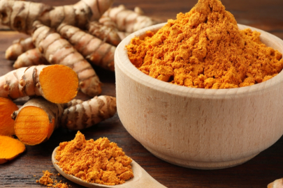 Soğuk havaya doğal destek: Zerdeçal neden vücudu ısıtıyor?