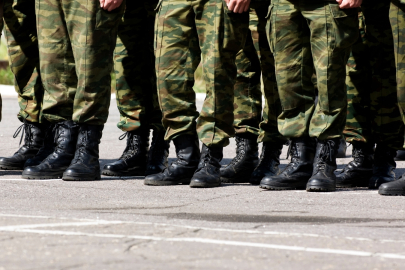 Bedelli askerlik bekleyenlere kötü haber!