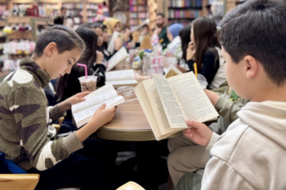 Öğretmenler "kitap tahlili" ile öğrencilere okuma alışkanlığı kazandırıyor