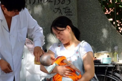 Çin’de tüm doğum masraflarını devlet karşılayacak