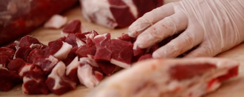 Şap salgını sofraya vurdu, kırmızı et fiyatları tırmanışta