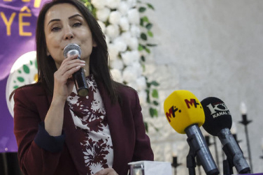 Hatimoğulları: Komisyon tarihi bir görev üstleniyor