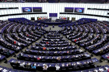 AB, Rus gazını 2027’ye kadar tamamen bitiriyor