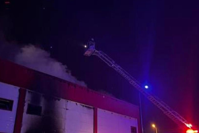 Kayseri’de mobilya atölyesinde yangın