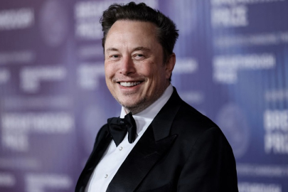 Musk’tan Sweeney yorumu tepki topladı: Sosyal medyada fırtına koptu