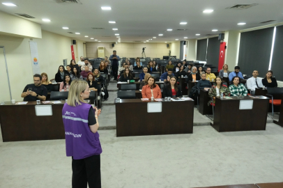 Adana’da “Okul Öncesi Dönemde Dijital Şiddet Ve Güvenli Teknoloji Kullanımı” semineri