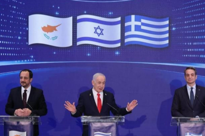 Türkiye karşıtı zirve Yunan basınında gündem oldu