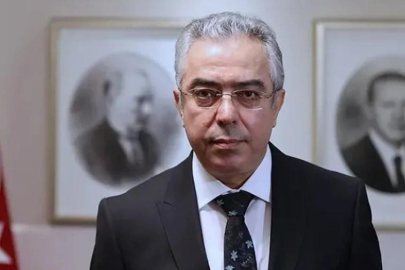 Mehmet Uçum: Temsili demokrasi krizde, çözüm doğrudan halka dayanan siyasettir