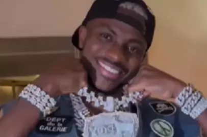 Victor Osimhen’in elmas kolyesinin fiyatı dudak uçuklattı