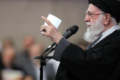 Hamaney’den sert mesaj