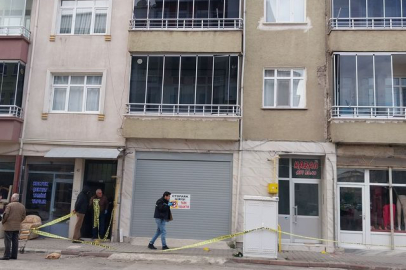 Bafra’da apartman girişinde darp edilen kişi yaşamını yitirdi