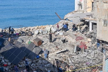 İsrail, Lübnan’da ateşkesi ihlal ederek 4 kişiyi öldürdü