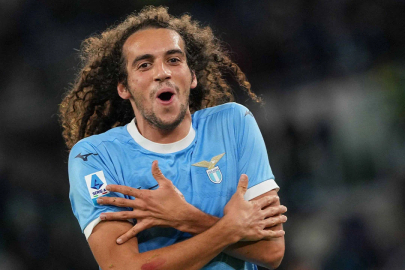 Fenerbahçe’de yılın transferi bitti, rekor kırıldı!