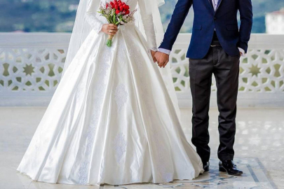 Evlenecek gençlere 500 bin TL hibe!