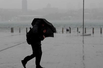 İstanbul Valiliğinden fırtına ve sağanak uyarısı