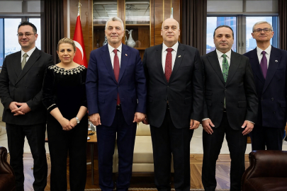 Bakan Bolat, büyükelçileri kabul etti