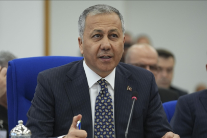 İzmir’de dev uyuşturucu darbesi: 5,5 milyon haplik hammadde ele geçirildi