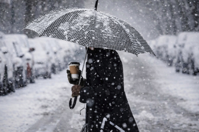 Meteoroloji’den peş peşe uyarılar!  Kar, fırtına ve çığ alarmı