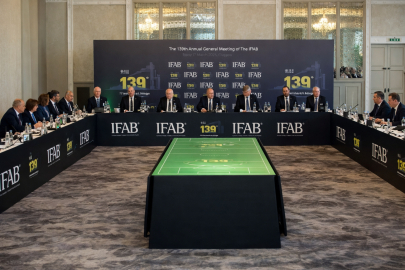 IFAB’tan yeni hamle: Oyuncu değişikliği 10 saniyeye iniyor