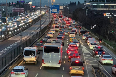 İstanbul’da trafik yoğunluğu yüzde 85’e ulaştı