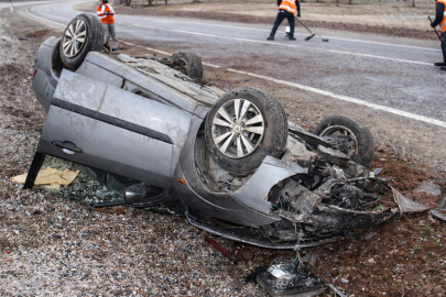 Konya'da otomobil devrildi: 6 yaralı