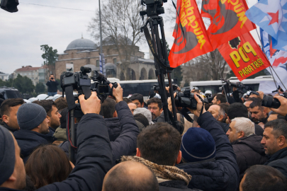 DEM Parti İstanbul İl Eş Başkanı Vedat Çınar Altan gözaltına alındı