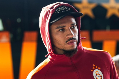 Galatasaray kafilesi, İngiltere'ye uçtu