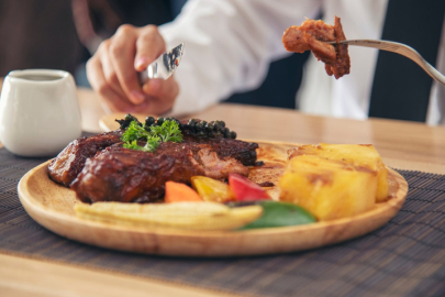 Daha çok ye, daha az kalori al: Kilo vermeye dair ezberi bozan bulgu