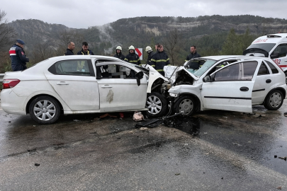 Burdur’da feci kaza!