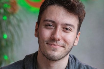 Hakkında yakalama kararı bulunan Enes Batur, açıklamada bulundu