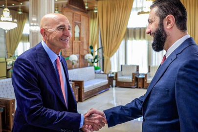 Suriye Cumhurbaşkanı Şara, ABD'nin Suriye Özel Temsilcisi Barrack'ı kabul etti