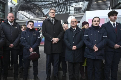 Almanya’da saldırıya uğrayan Türk kondüktör hayatını kaybetti
