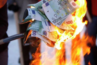 Avrupa’nın lokomotifi sarsıldı!