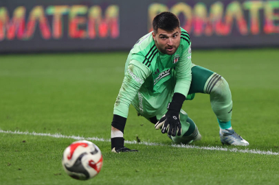 Beşiktaş'ta Ersin Destanoğlu kararı